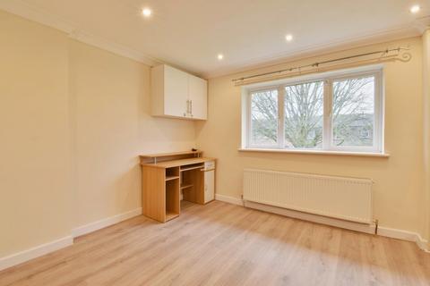 undefined, Croxley View, Hertfordshire WD18