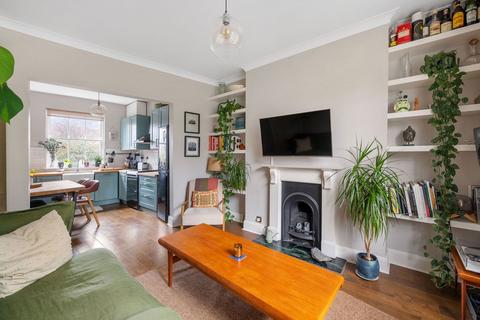 3 bedroom maisonette for sale, Minet Road, London SW9