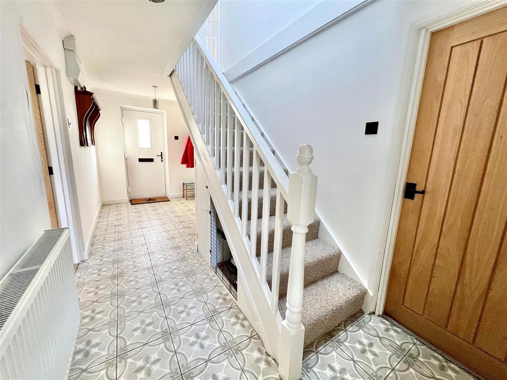 Hall & Stairs