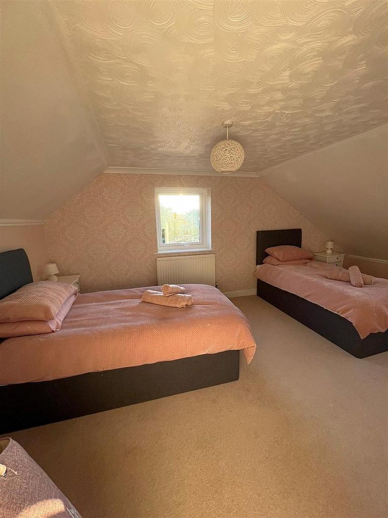 Bedroom.jpg