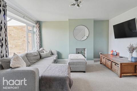 3 bedroom terraced house for sale, Rowan Way, Newport