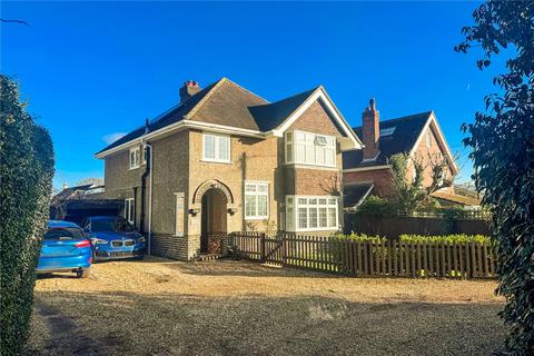4 bedroom detached house for sale, Dilly Lane, Barton on Sea, New Milton, Hampshire, BH25