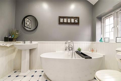 4 bedroom detached house for sale, Dilly Lane, Barton on Sea, New Milton, Hampshire, BH25