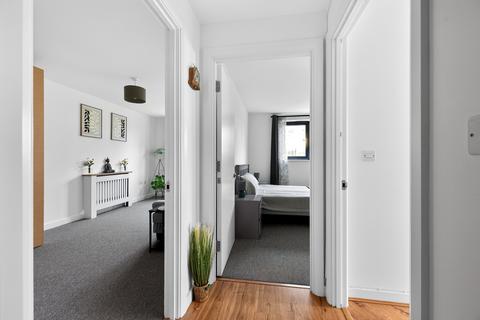 2 bedroom apartment for sale, Chapter Way, London, SW19