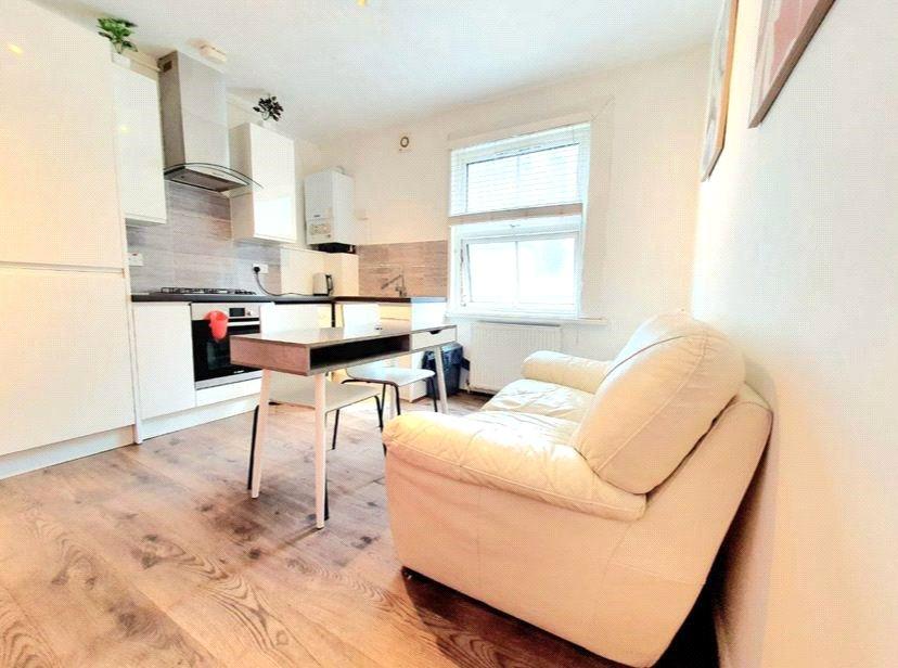 Kitchen/Reception