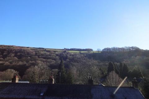 2 bedroom townhouse for sale, Jubilee Terrace, Sowerby Bridge HX6