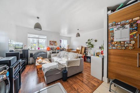 2 bedroom flat for sale, High Wycombe,  Buckinghamshire,  HP13