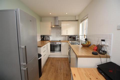 undefined, Chestnut Court, Hitchin SG5