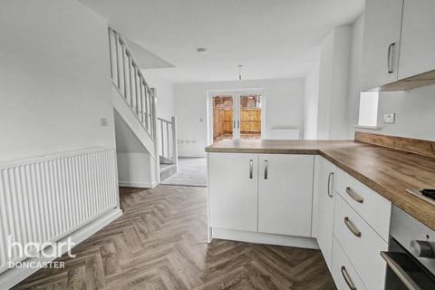 2 bedroom semi-detached house for sale, Dutch Close, Doncaster