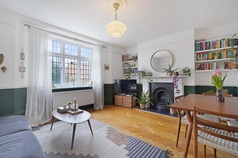 2 bedroom flat for sale, Perry Vale, Forest Hill, London, SE23