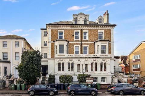 2 bedroom flat for sale, Spencer Road, Eastbourne