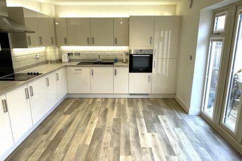 3 bedroom detached house for sale, Osprey Close, Bourton-On-The-Water, Cheltenham