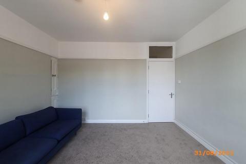 2 bedroom flat to rent, Old Street, London EC1V