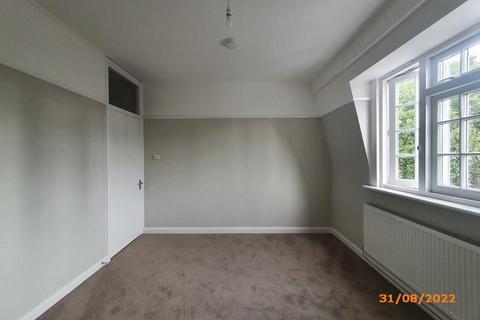 2 bedroom flat to rent, Old Street, London EC1V