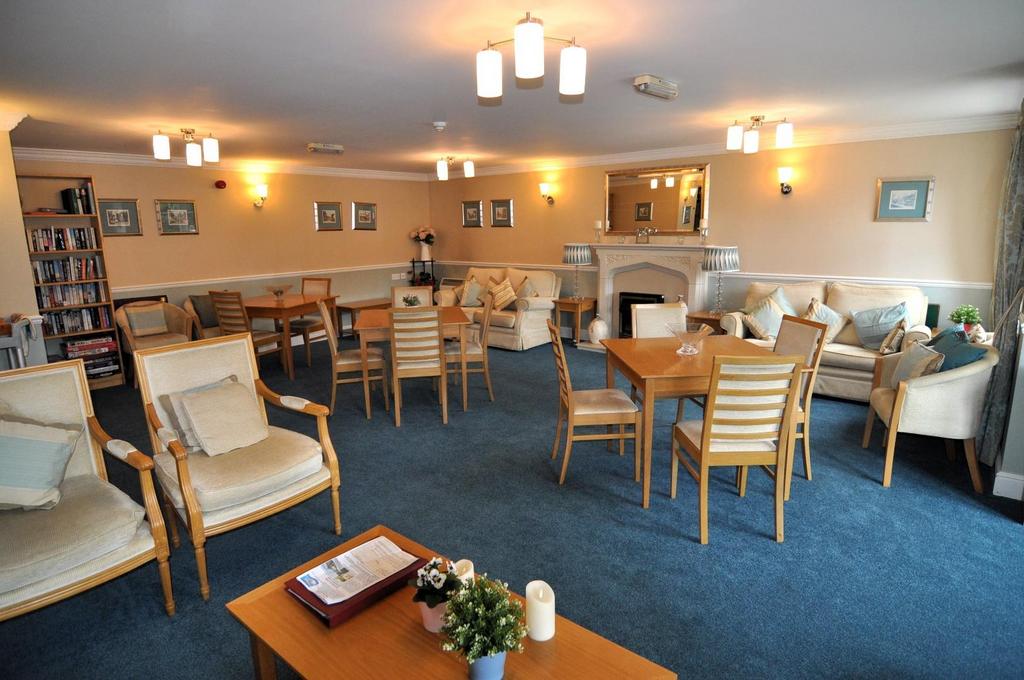 Communal Lounge