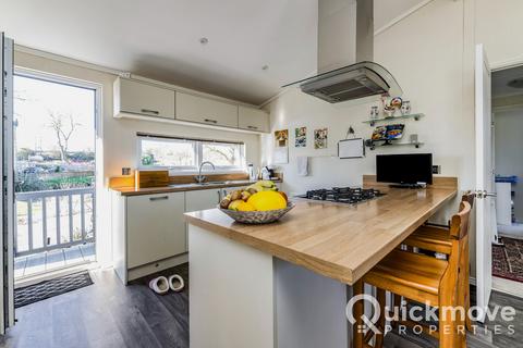 2 bedroom park home for sale, Peterborough, Cambridgeshire, PE8