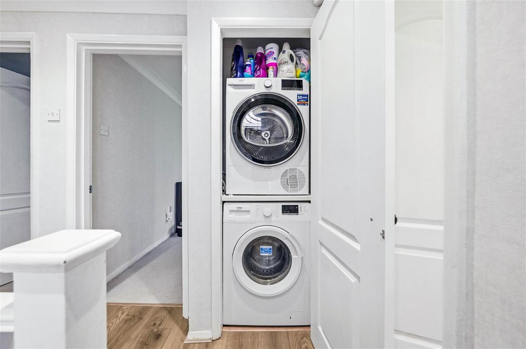 Utility room, utility