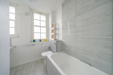 1 bedroom flat to rent, Peabody Estate Rodney Road SE17