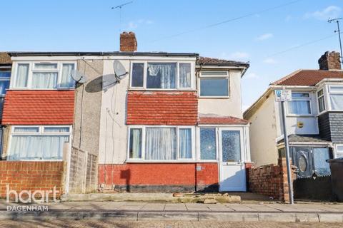 undefined, New Road, Dagenham