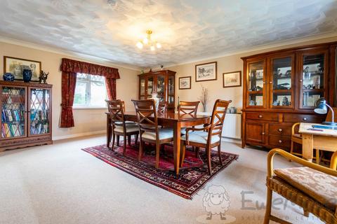 2 bedroom bungalow for sale, St. Edmunds Close, Forncett St. Peter, Norwich, Norfolk, NR16