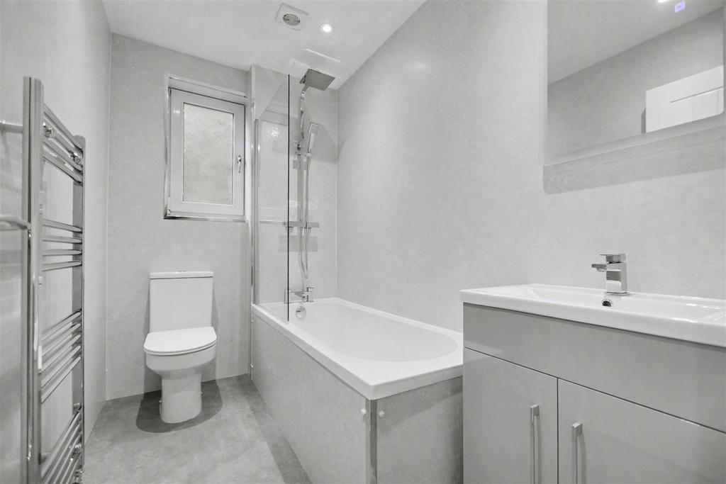 Bathroom.jpeg