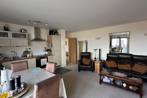 2 bedroom flat for sale, Flat 164 Aspects, 1 Throwley Way, Sutton, Surrey, SM1 4FE