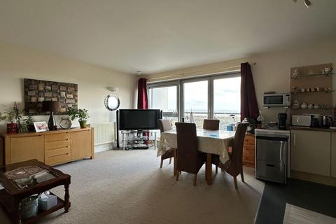 2 bedroom flat for sale, Flat 164 Aspects, 1 Throwley Way, Sutton, Surrey, SM1 4FE