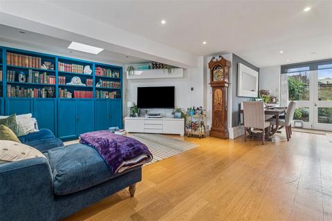 undefined, Graham Road, London, W4