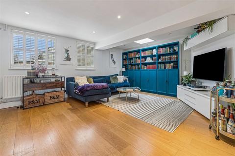 undefined, Graham Road, London, W4