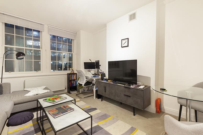 Apartment in London - View 3