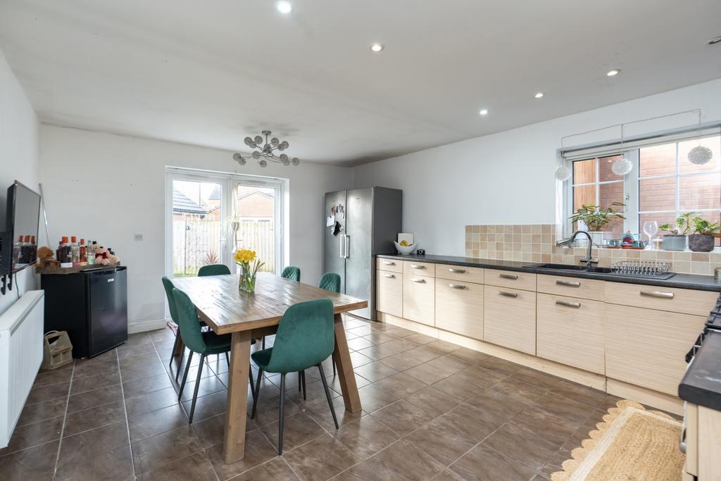 Kitchen Diner