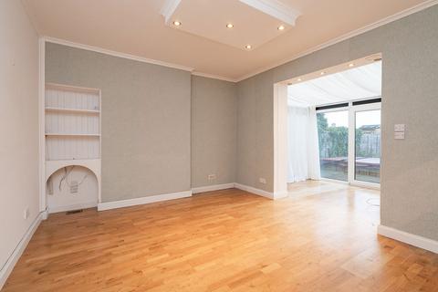 3 bedroom end of terrace house for sale, 9 Brunstane Bank, Edinburgh, EH15