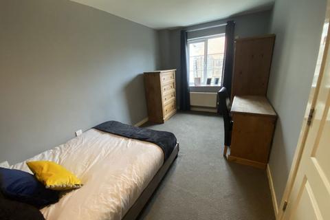 undefined, Rm 4, West Lake Avenue, Hampton Vale, Peterborough