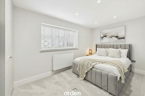 undefined, Foxwalks Avenue, Bromsgrove, B61