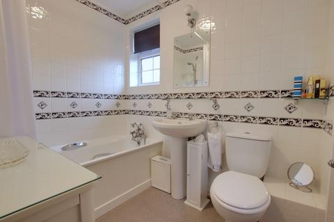 undefined, BARTLETT CLOSE, FAREHAM