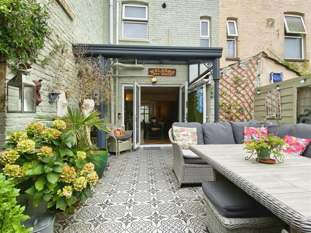 Terrace and Garden