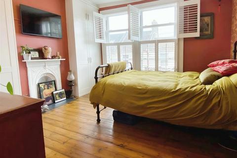 3 bedroom terraced house for sale, Rochester Avenue, Rochester
