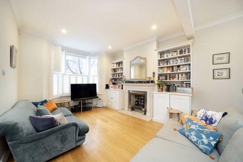4 bedroom house for sale, Eccles Road, London SW11