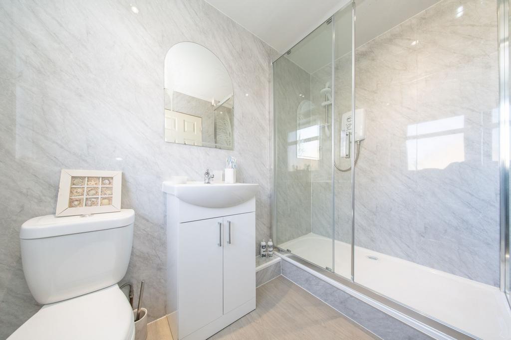 Upstairs Bathroom
