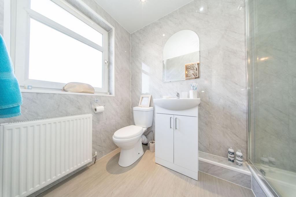 Upstairs Bathroom