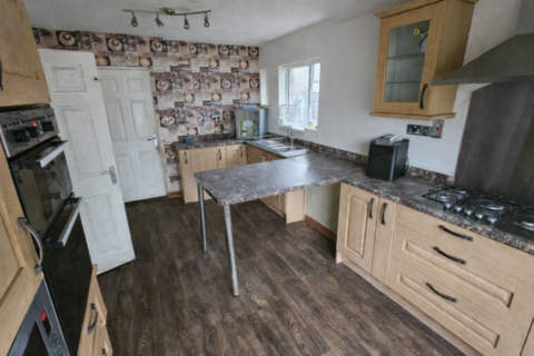 4 bedroom semi-detached house for sale, Broadstone Way, Bradford, BD4 9BJ