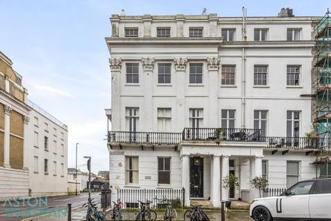 2 bedroom flat for sale, 11 Sussex Square, Brighton BN2