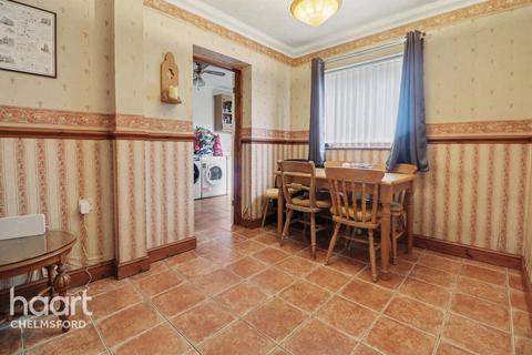 4 bedroom semi-detached house for sale, Keene Way, Chelmsford