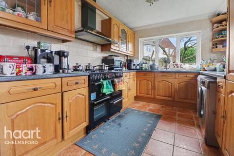 4 bedroom semi-detached house for sale, Keene Way, Chelmsford