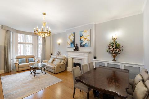 3 bedroom flat for sale, Bickenhall Street, London W1U