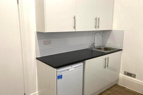 undefined, Warren Close, Bexleyheath, Kent, DA6