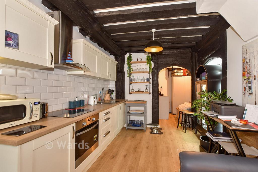 Kitchen/Lounge
