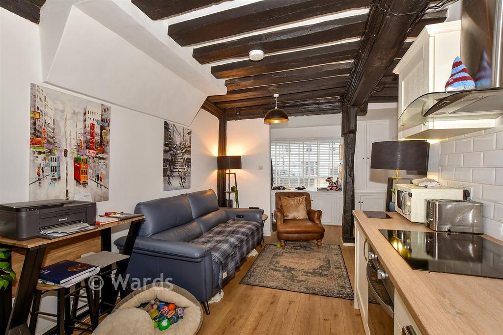 Kitchen/Lounge