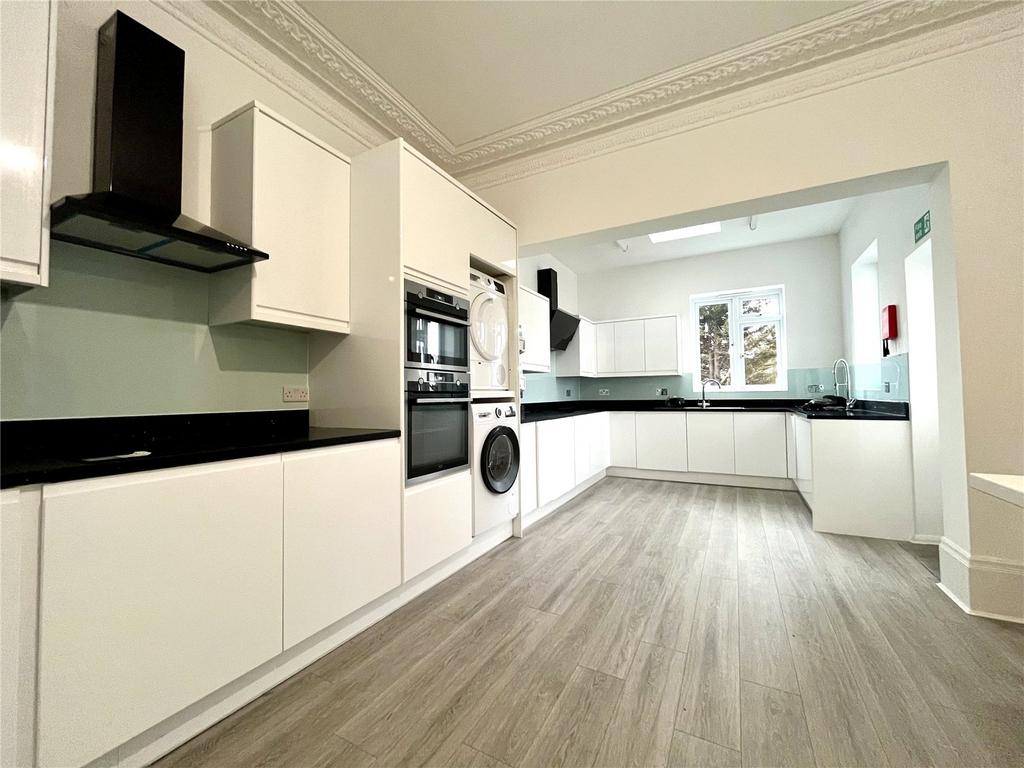 Communal Kitchen