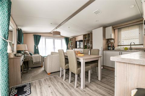 3 bedroom park home for sale, Shorefield, Shorefield Country Park, Downton, Hampshire, SO41
